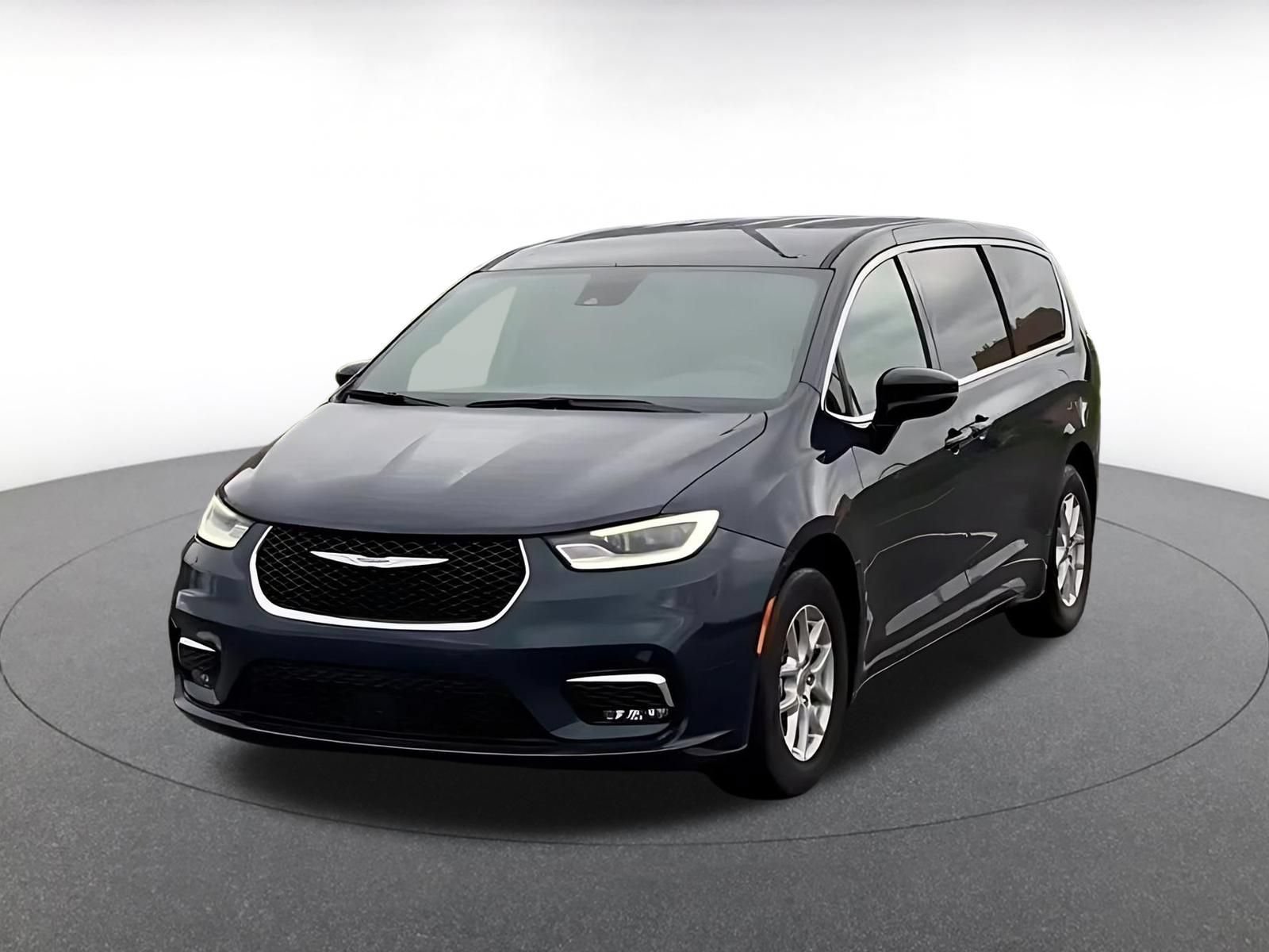 Thumbnail: 2025 Chrysler Pacifica - 7