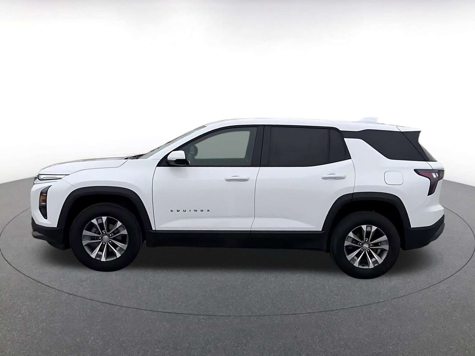 Thumbnail: 2025 Chevrolet Equinox - 9