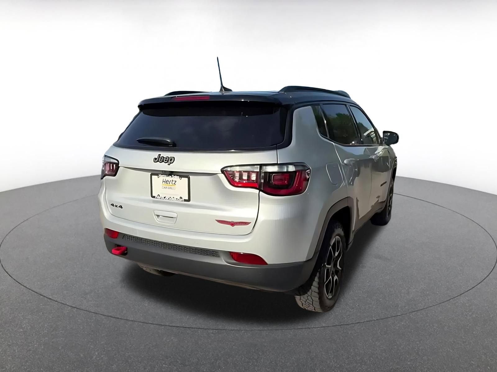 Thumbnail: 2025 Jeep Compass - 14