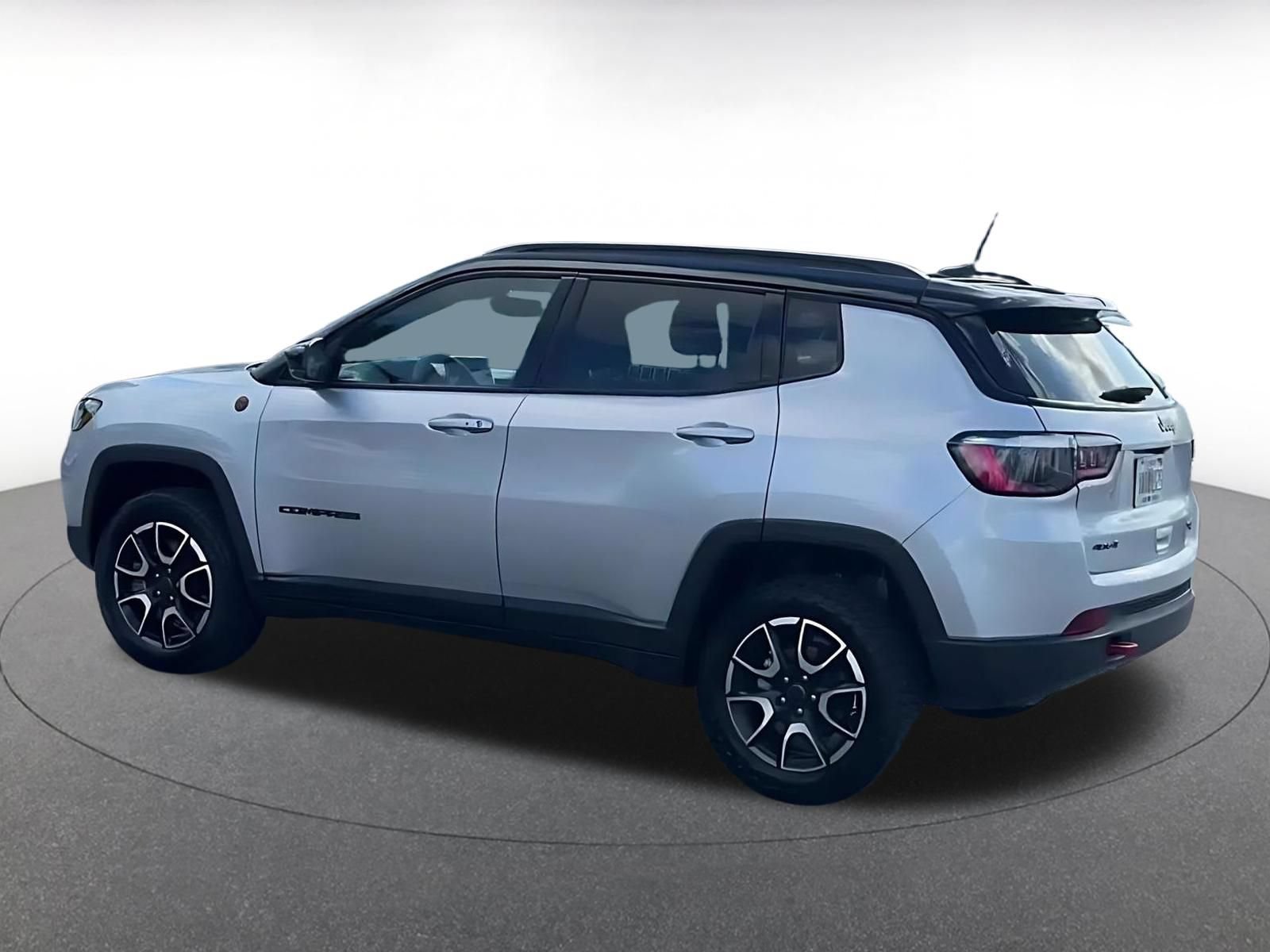 Thumbnail: 2025 Jeep Compass - 8