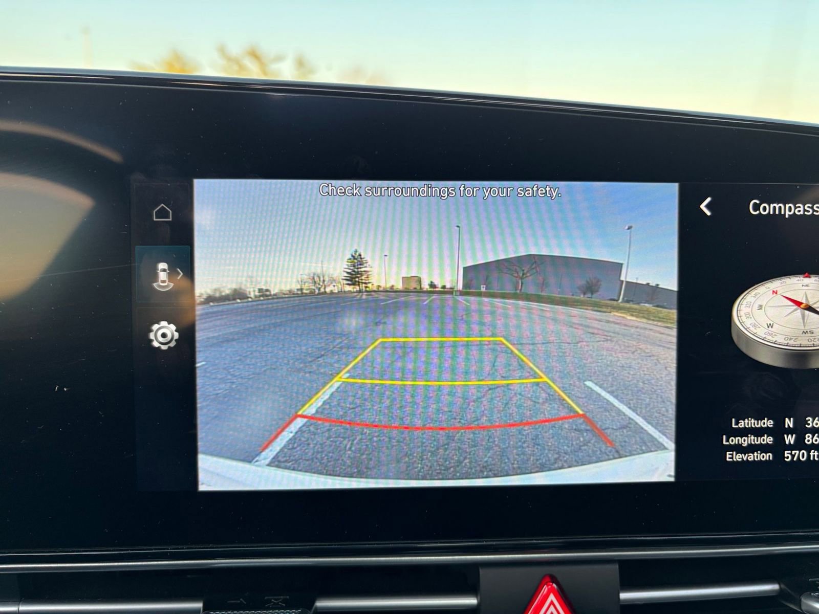 Thumbnail: 2025 Hyundai Elantra - 24