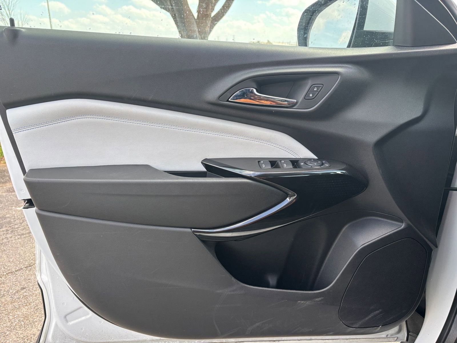 Thumbnail: 2025 Chevrolet Trax - 18