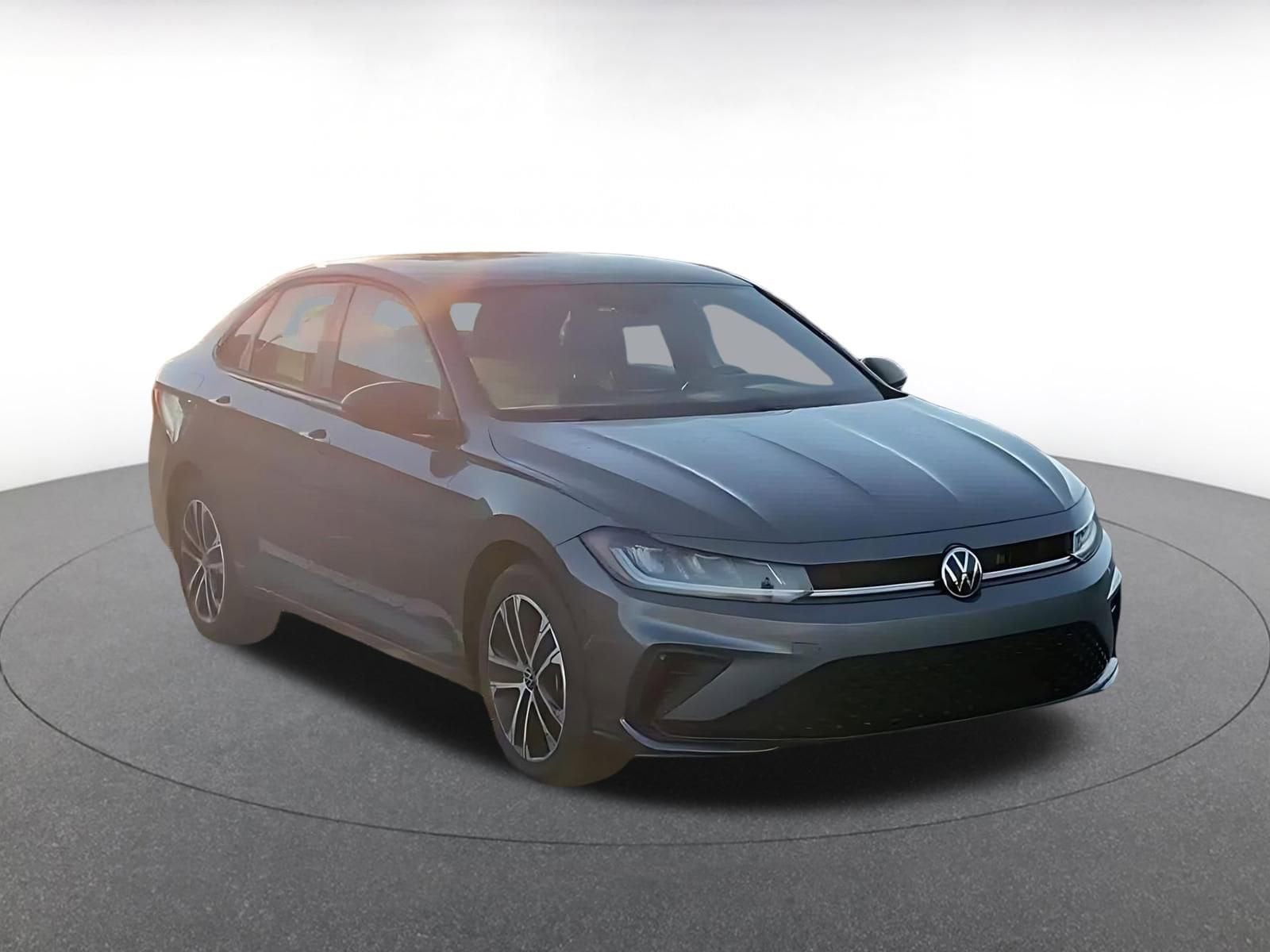 Thumbnail: 2025 Volkswagen Jetta - 3