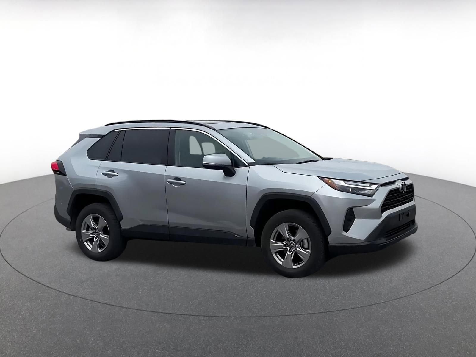 Thumbnail: 2025 Toyota RAV4 - 2