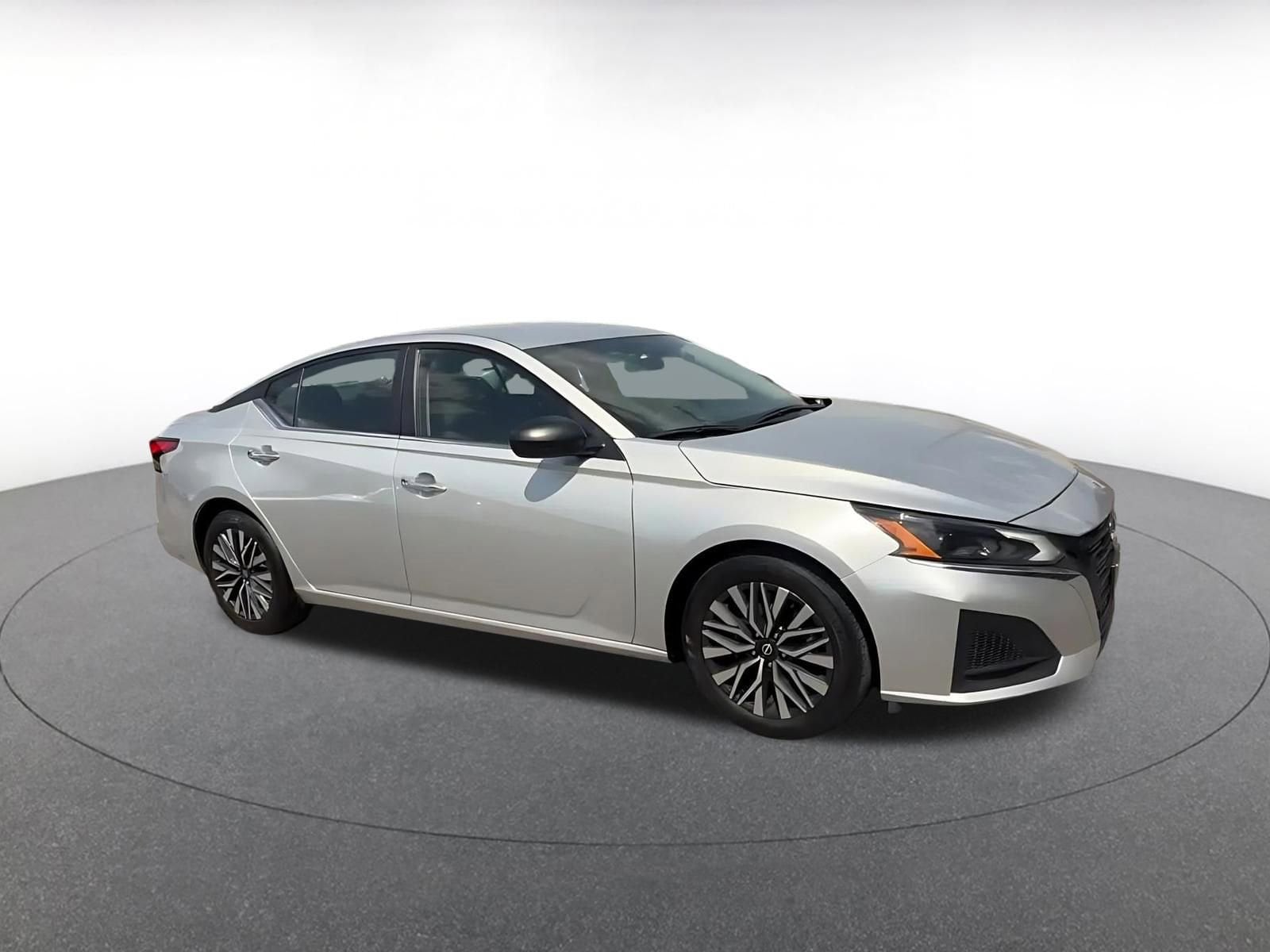 Thumbnail: 2024 Nissan Altima - 2
