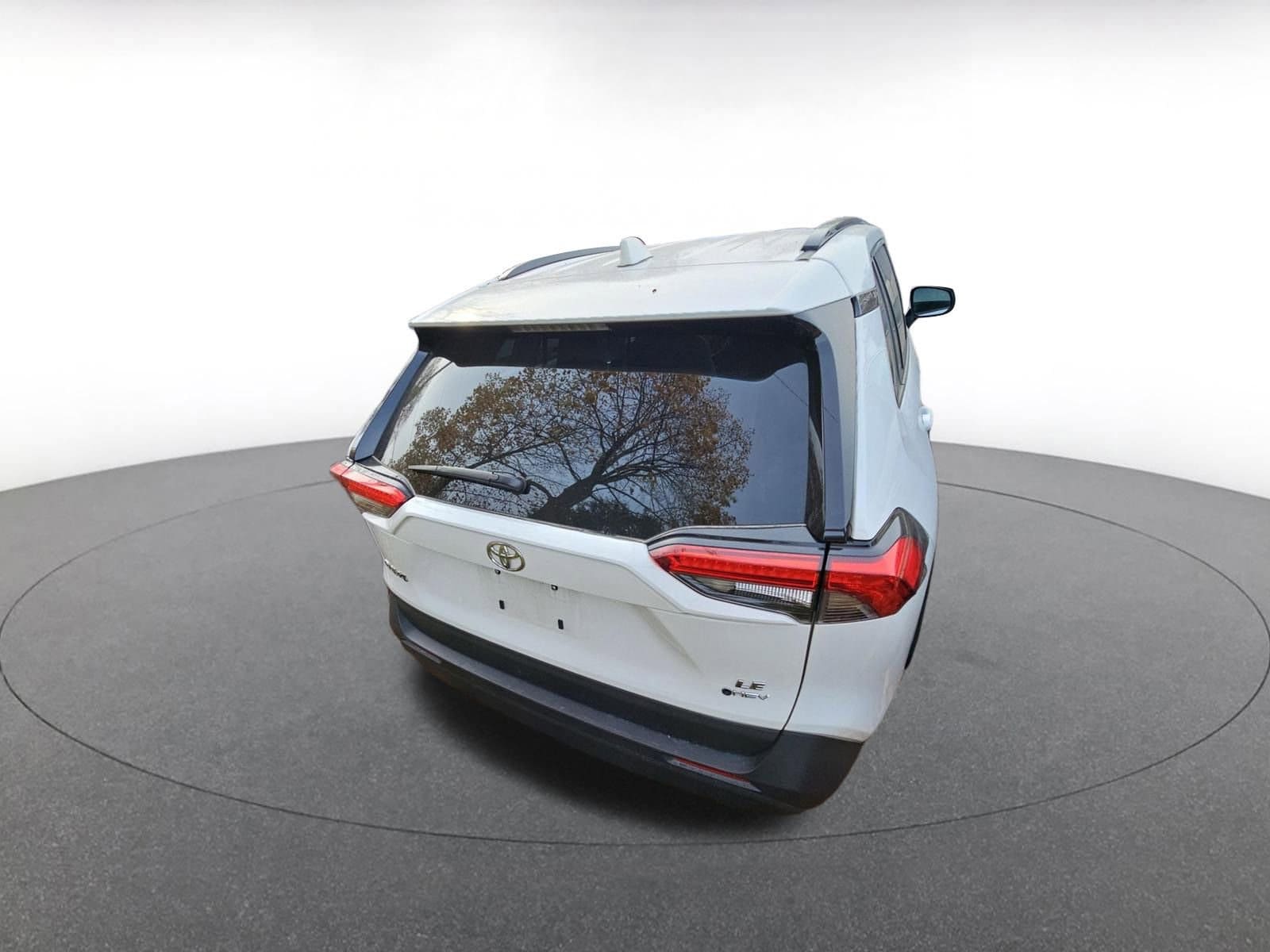 Thumbnail: 2025 Toyota RAV4 - 5