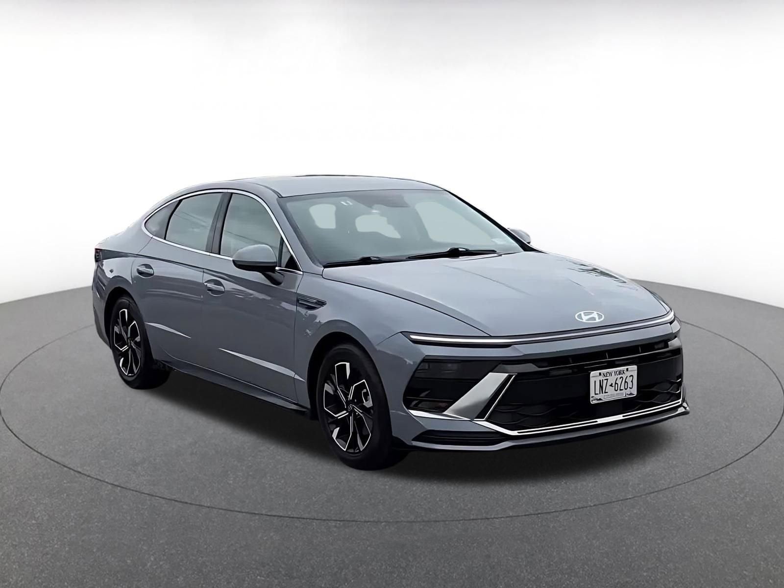 Thumbnail: 2025 Hyundai Sonata - 3