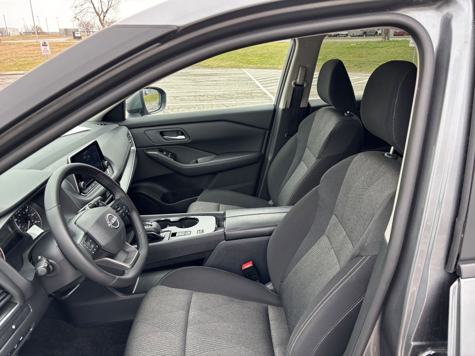 Thumbnail: 2025 Nissan Rogue - 29