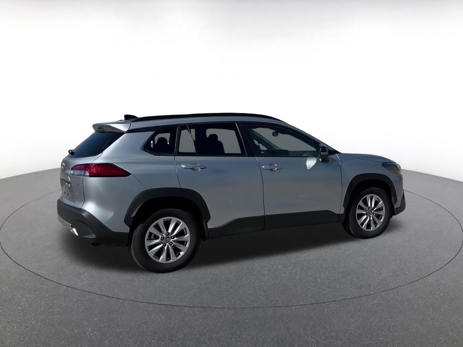 Thumbnail: 2025 Toyota Corolla Cross - 15