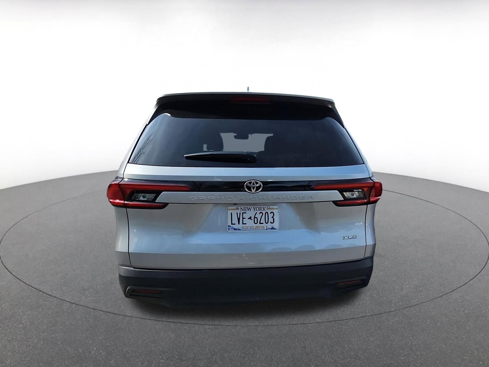 Thumbnail: 2025 Toyota Grand Highlander - 5