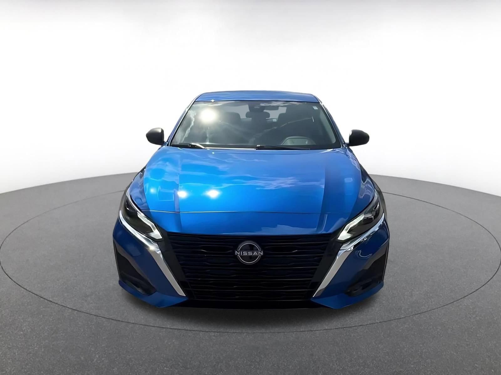 Thumbnail: 2025 Nissan Altima - 4