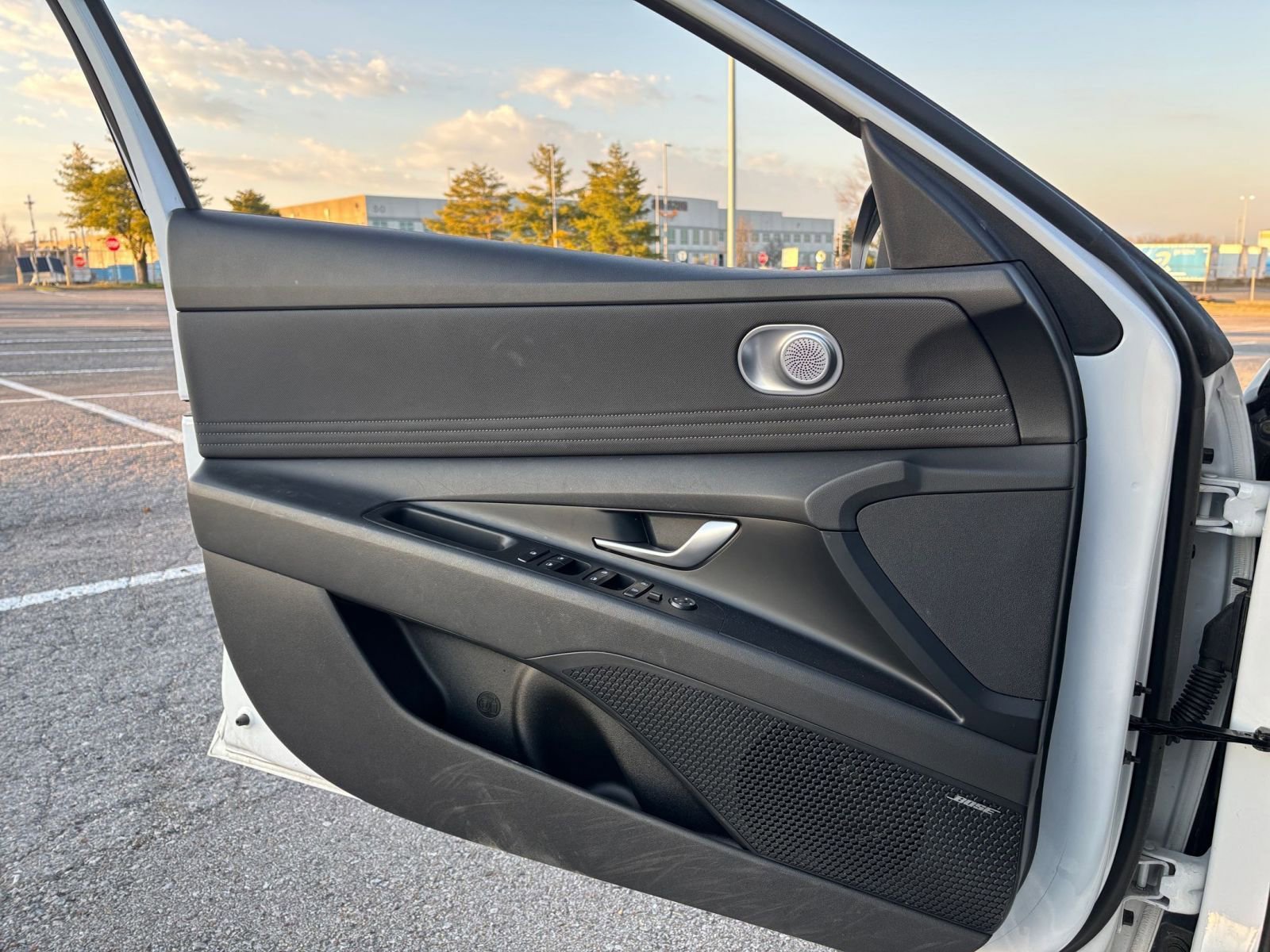 Thumbnail: 2025 Hyundai Elantra - 18