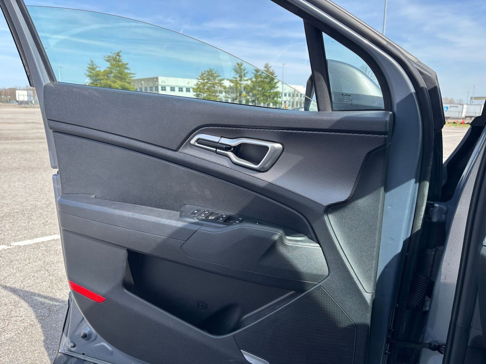 Thumbnail: 2025 Kia Sportage - 18