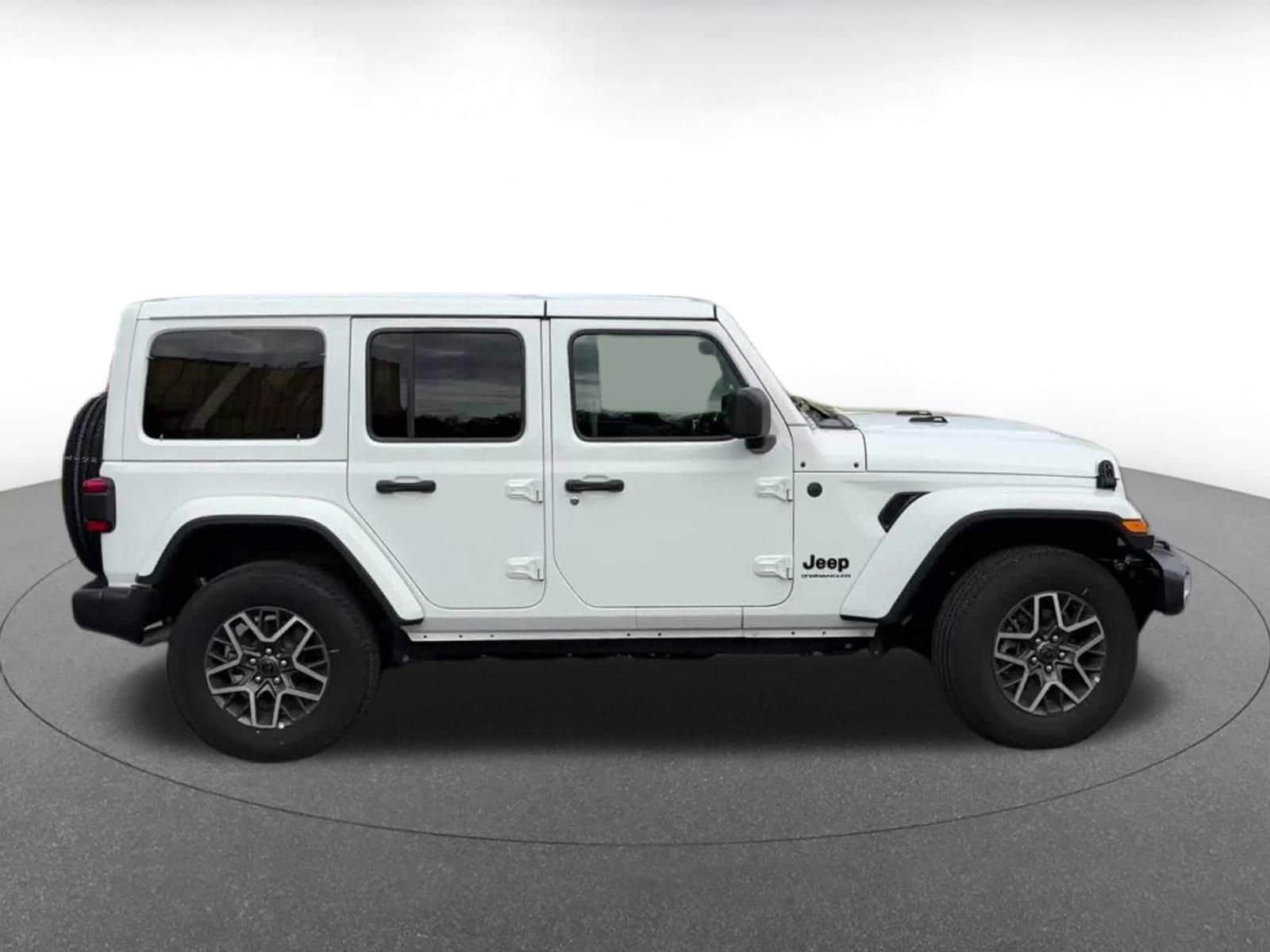 Thumbnail: 2025 Jeep Wrangler - 16