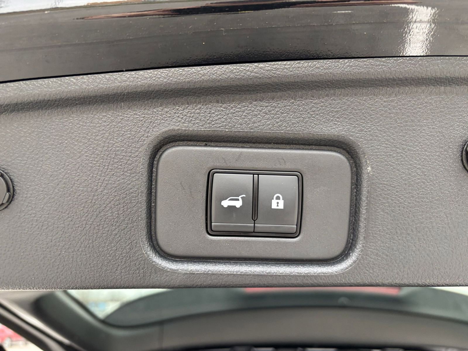 Thumbnail: 2025 Nissan Pathfinder - 18