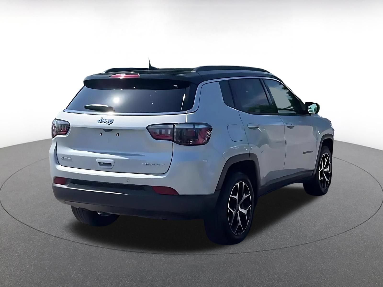 Thumbnail: 2025 Jeep Compass - 13