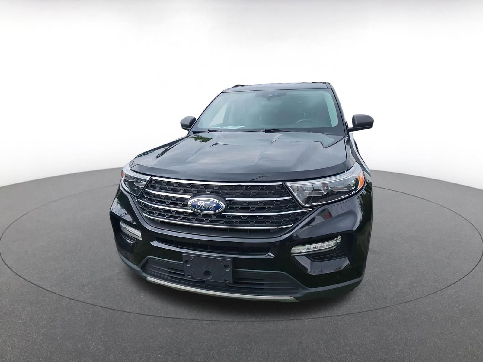 Thumbnail: 2023 Ford Explorer - 6