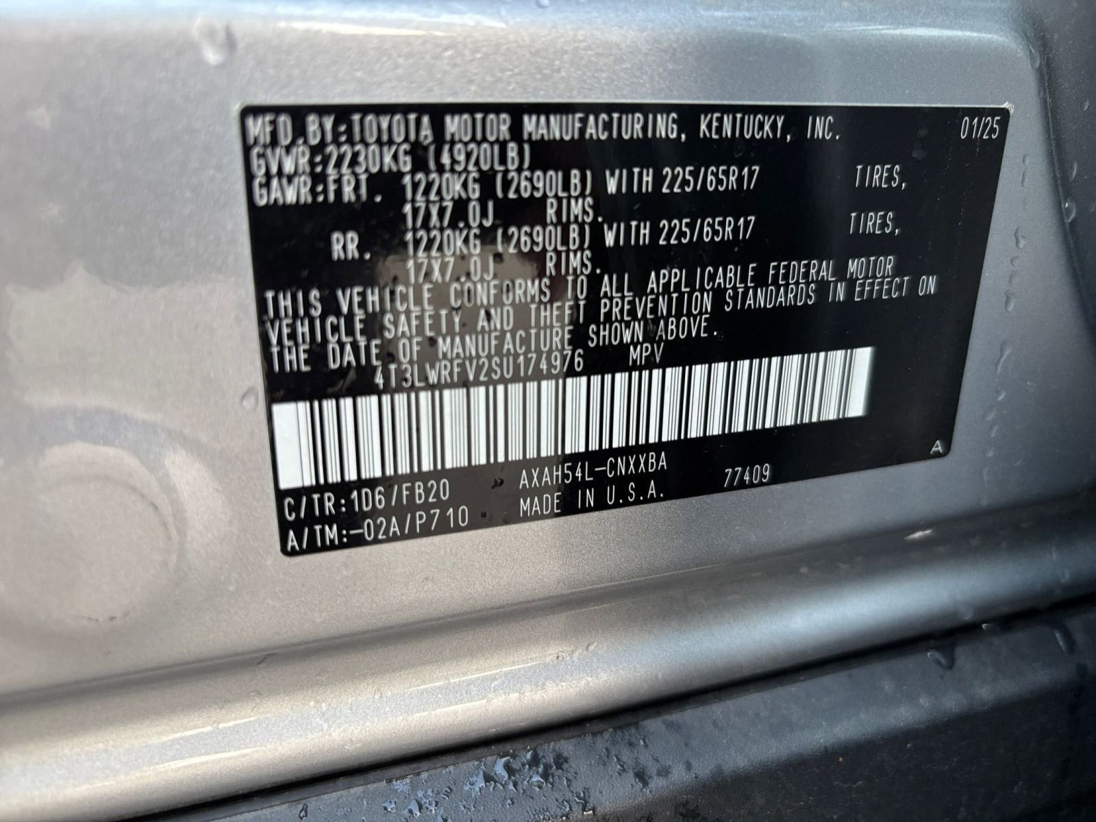 Thumbnail: 2025 Toyota RAV4 - 28