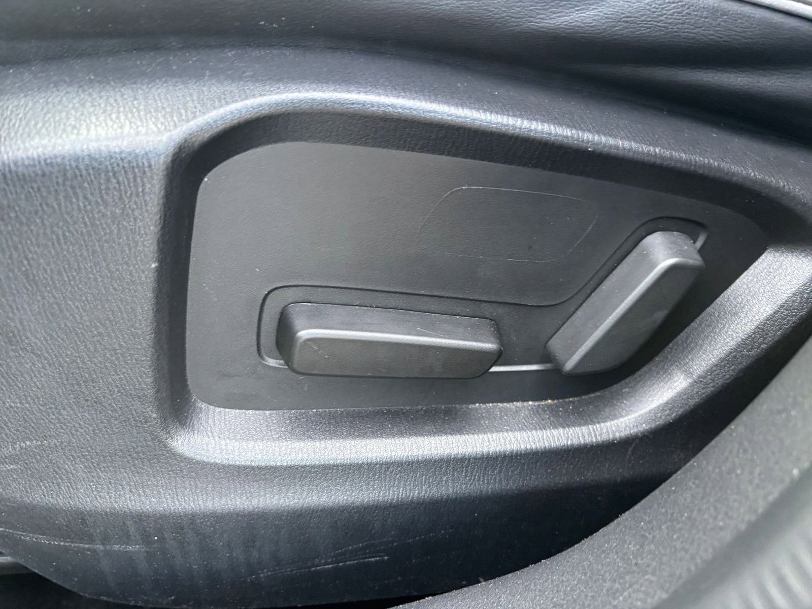 Thumbnail: 2025 Mazda CX-5 - 22