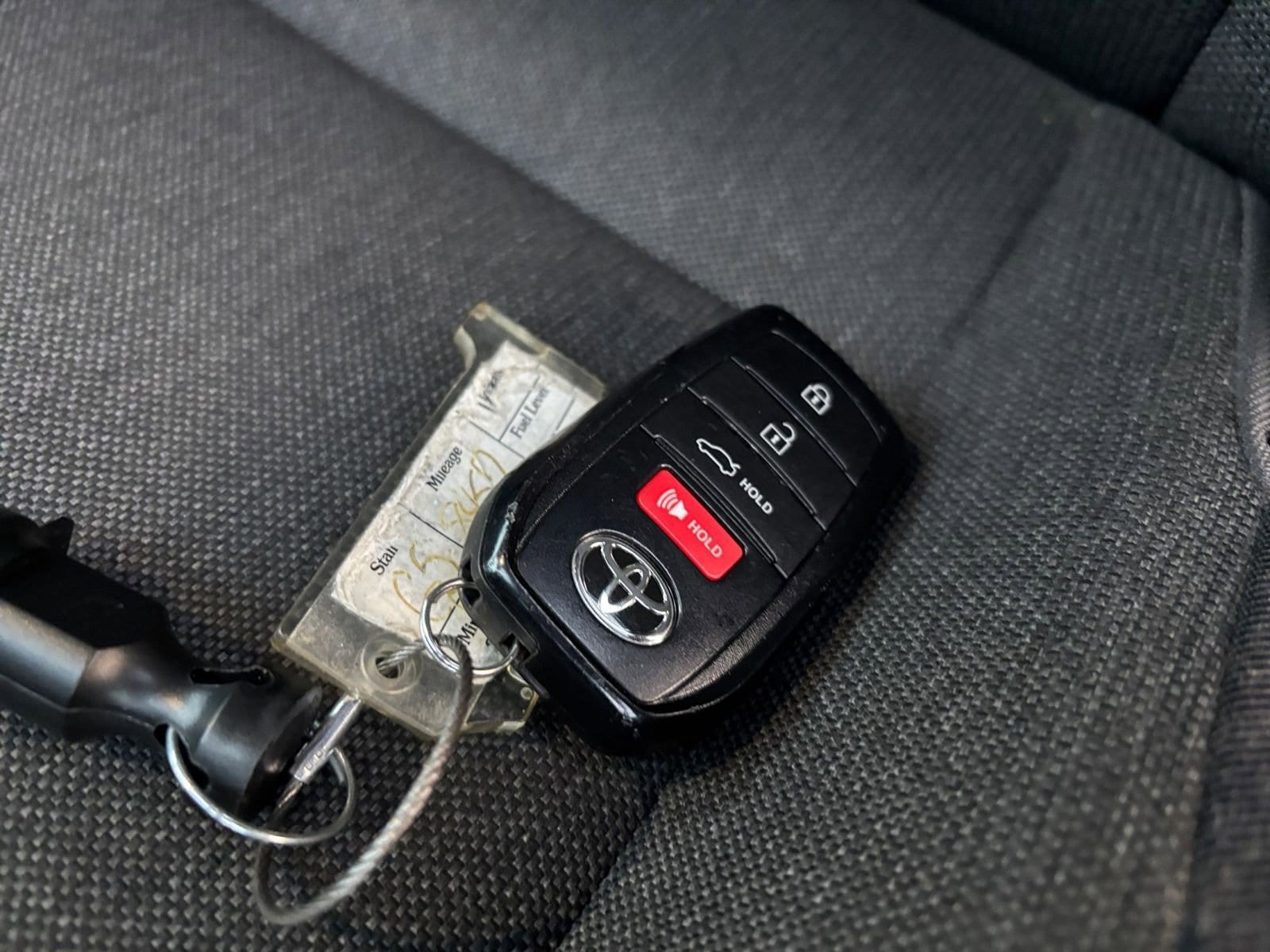 Thumbnail: 2025 Toyota Camry - 22