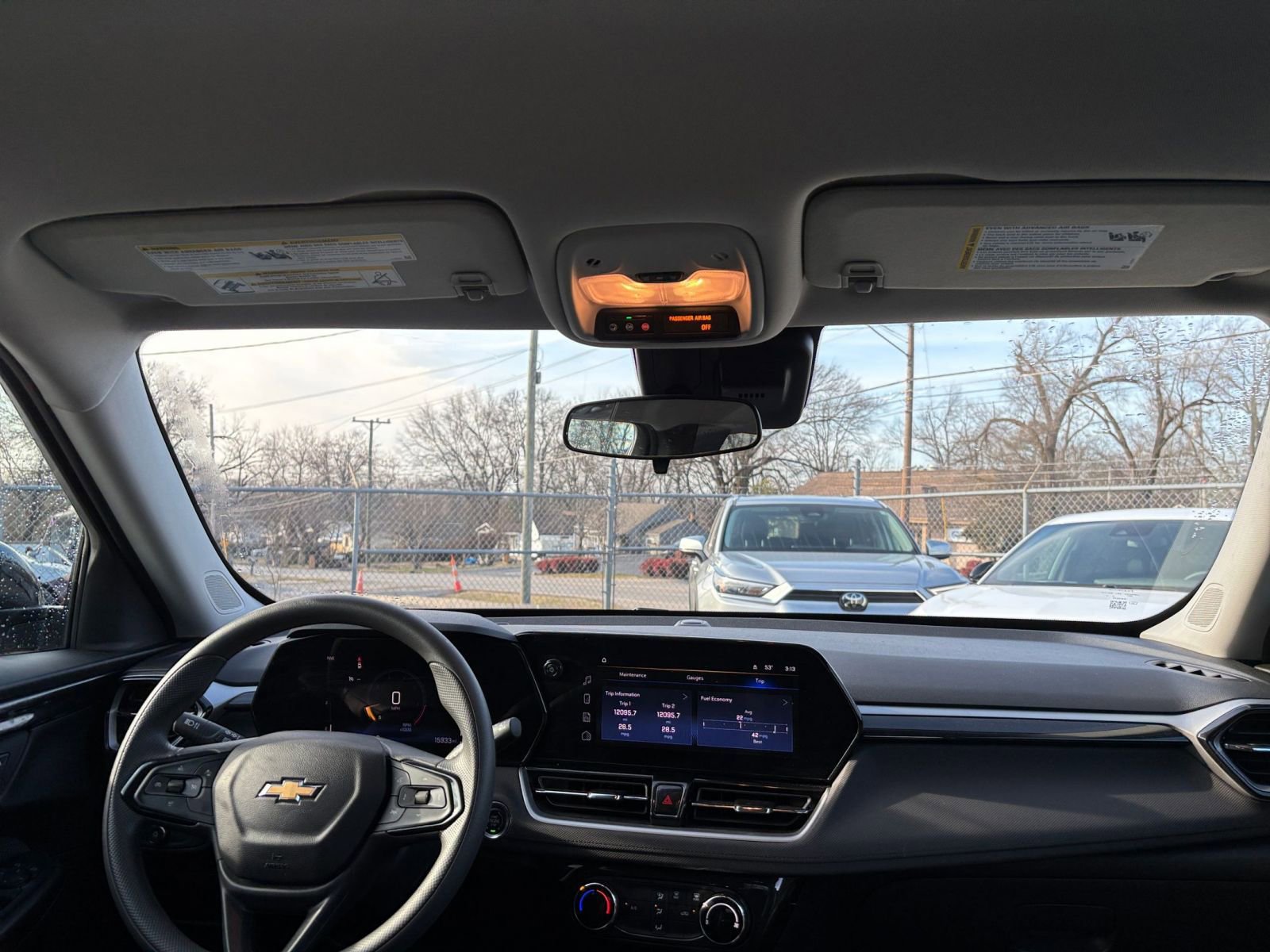 Thumbnail: 2025 Chevrolet TrailBlazer - 32