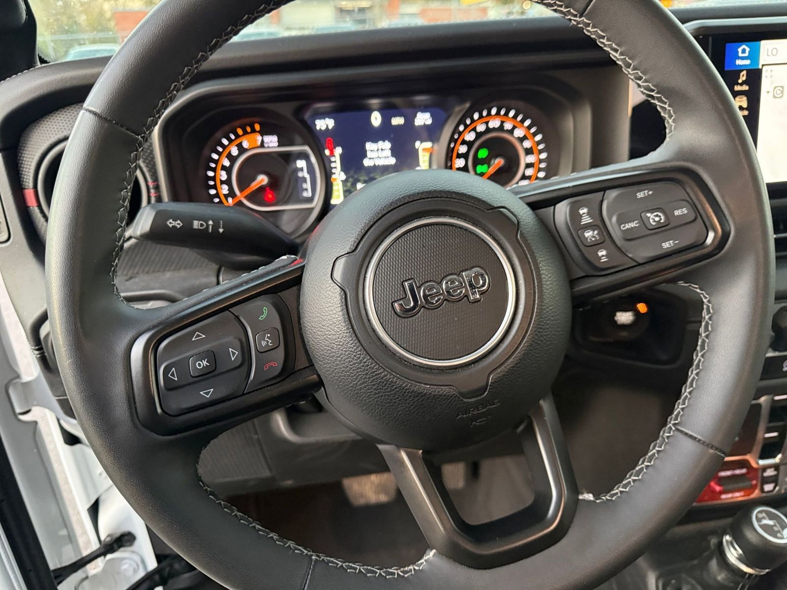 Thumbnail: 2025 Jeep Wrangler - 27