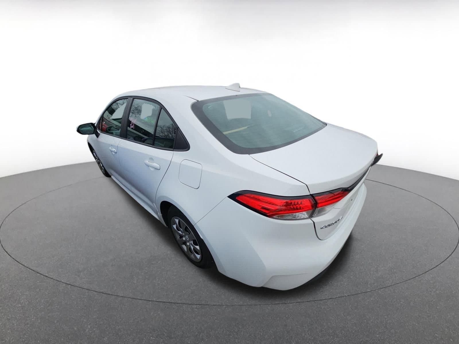 Thumbnail: 2025 Toyota Corolla - 4