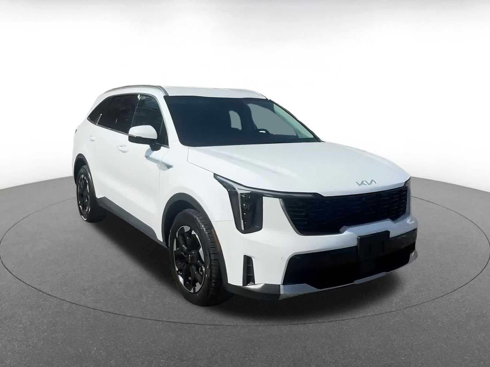 2024 Kia Sorento S 3