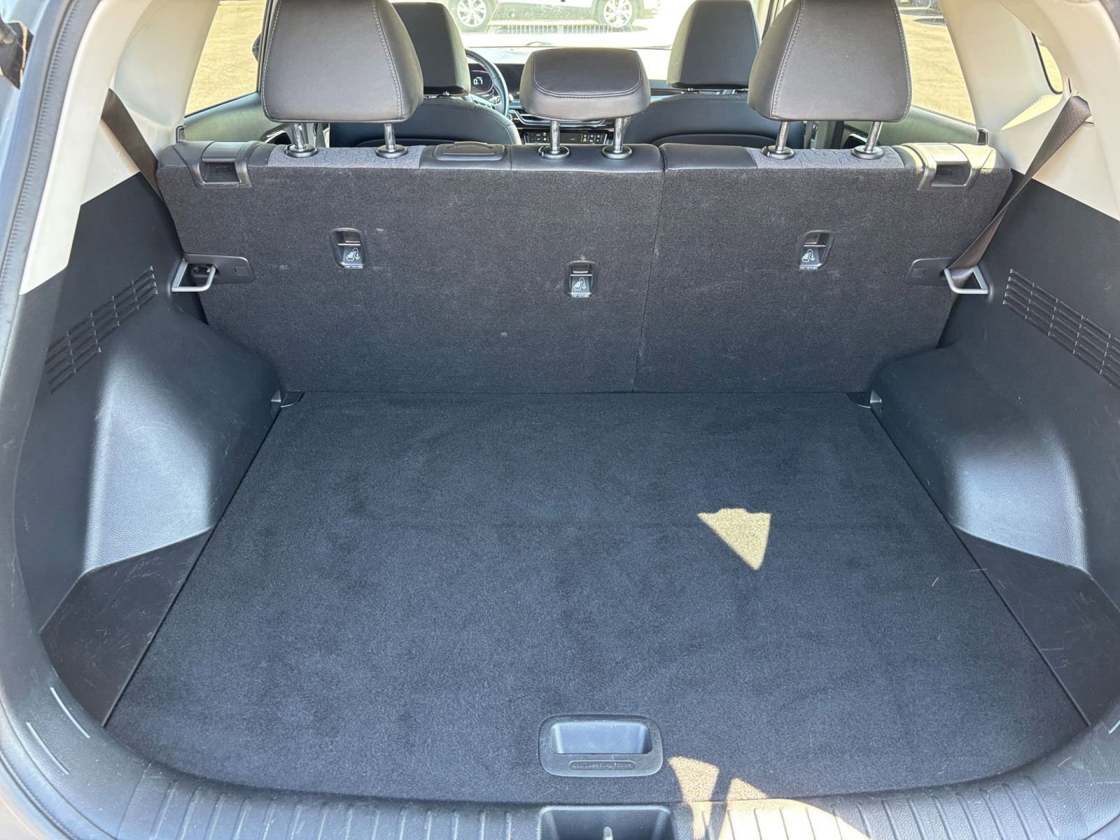 Thumbnail: 2025 Kia Seltos - 32