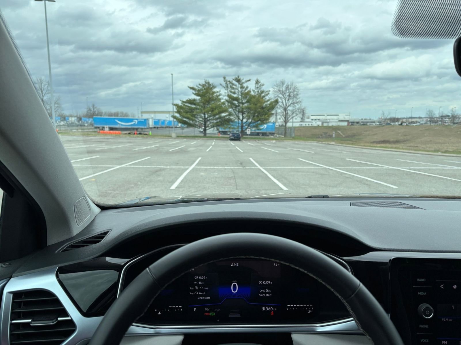 Thumbnail: 2025 Volkswagen Taos - 35