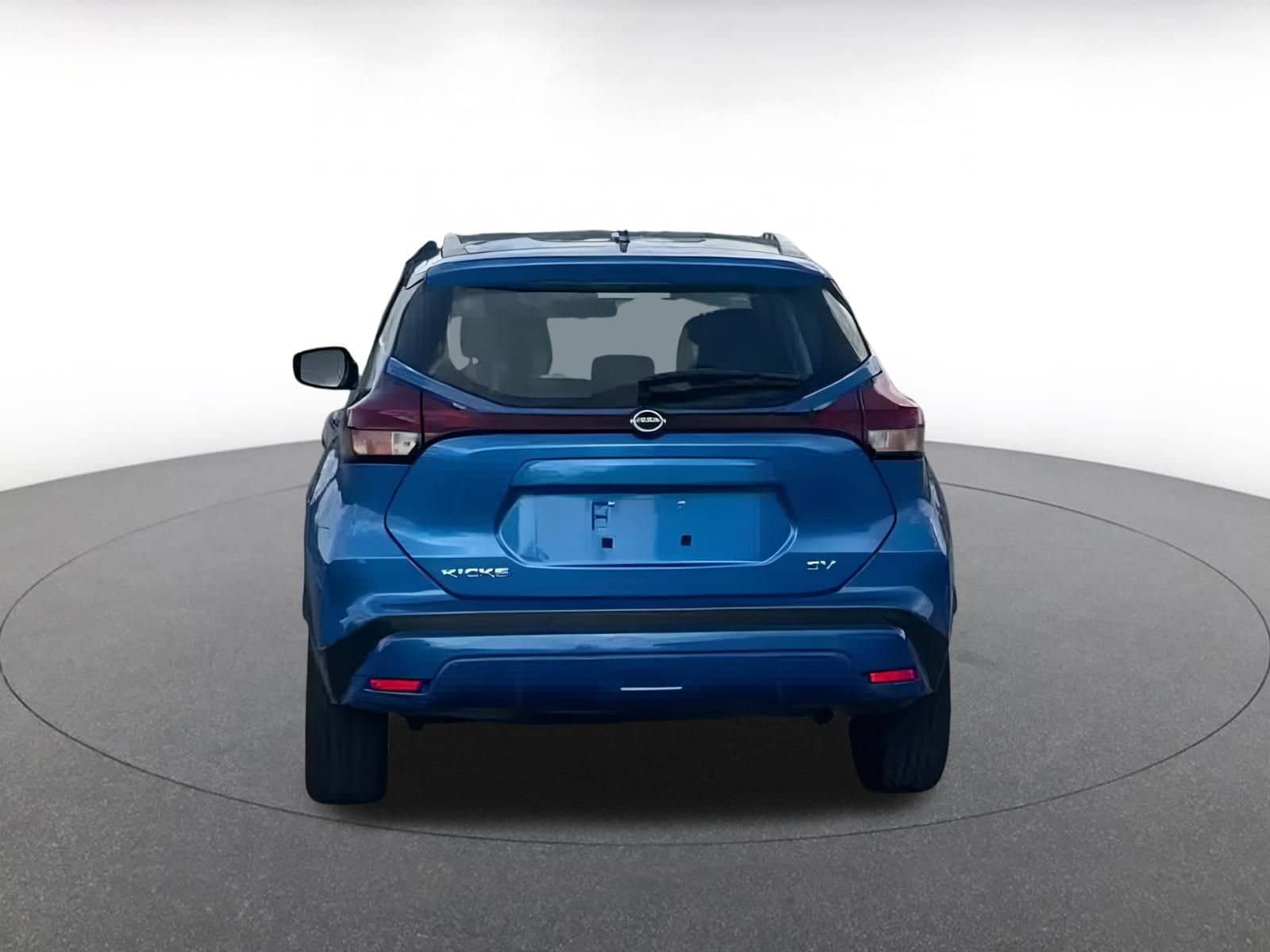 Thumbnail: 2024 Nissan Kicks - 12