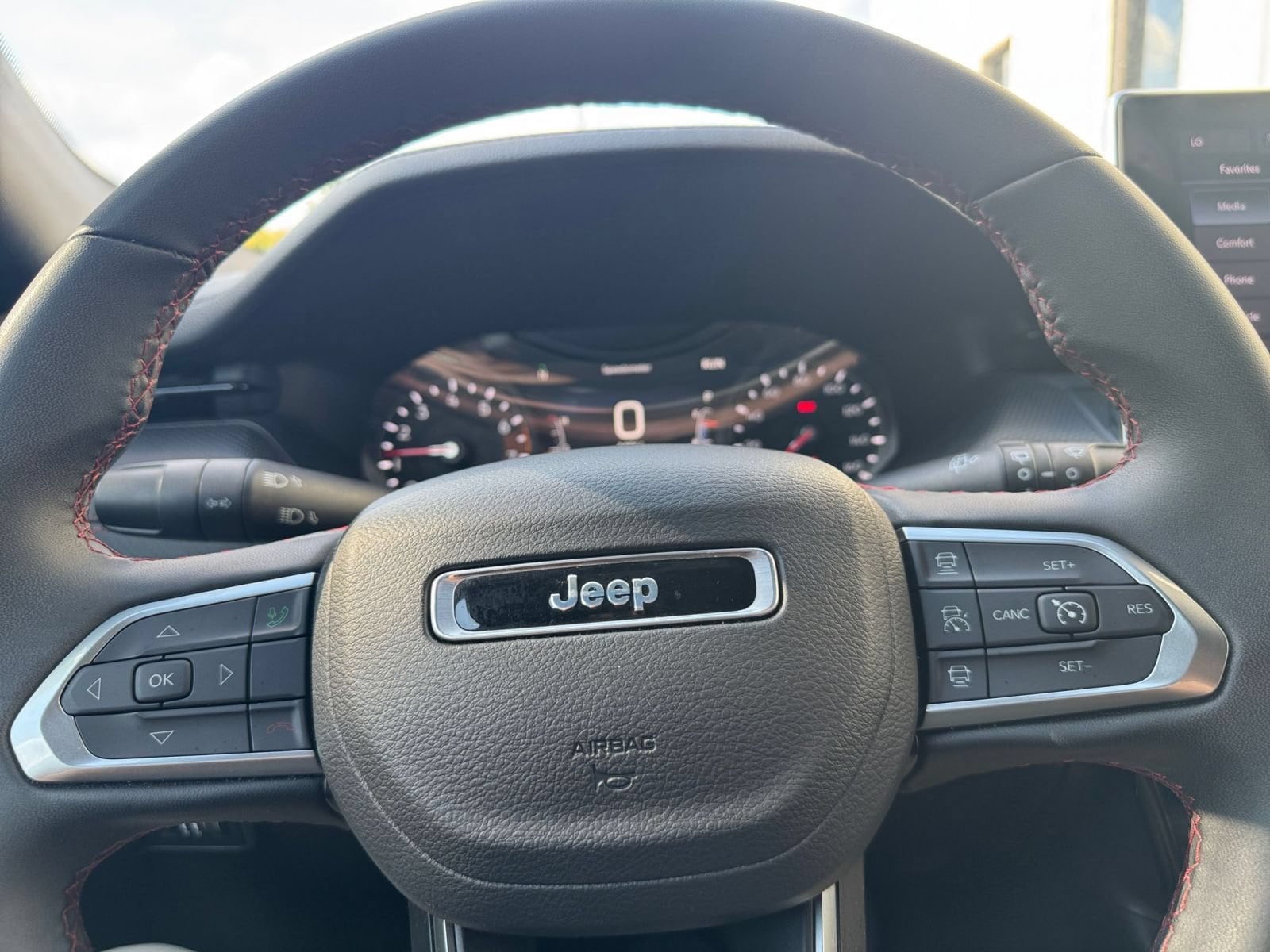 Thumbnail: 2025 Jeep Compass - 26