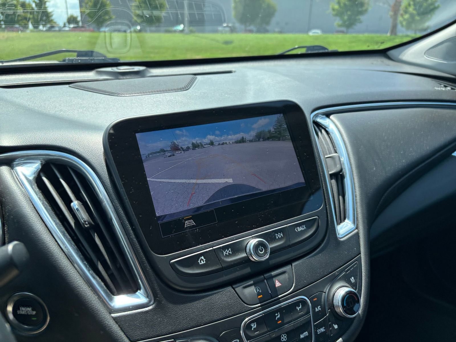 Thumbnail: 2024 Chevrolet Malibu - 17