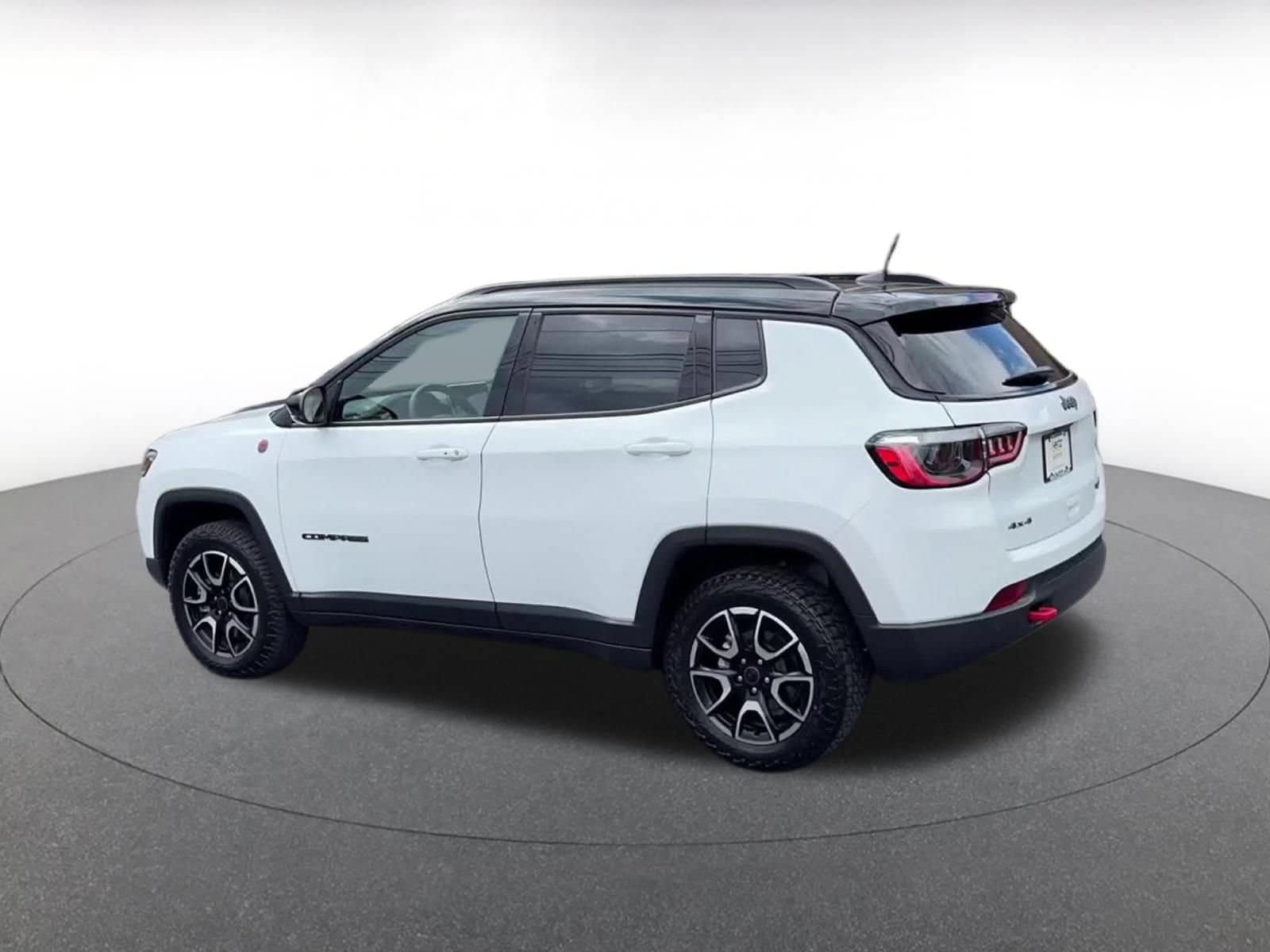 Thumbnail: 2025 Jeep Compass - 8