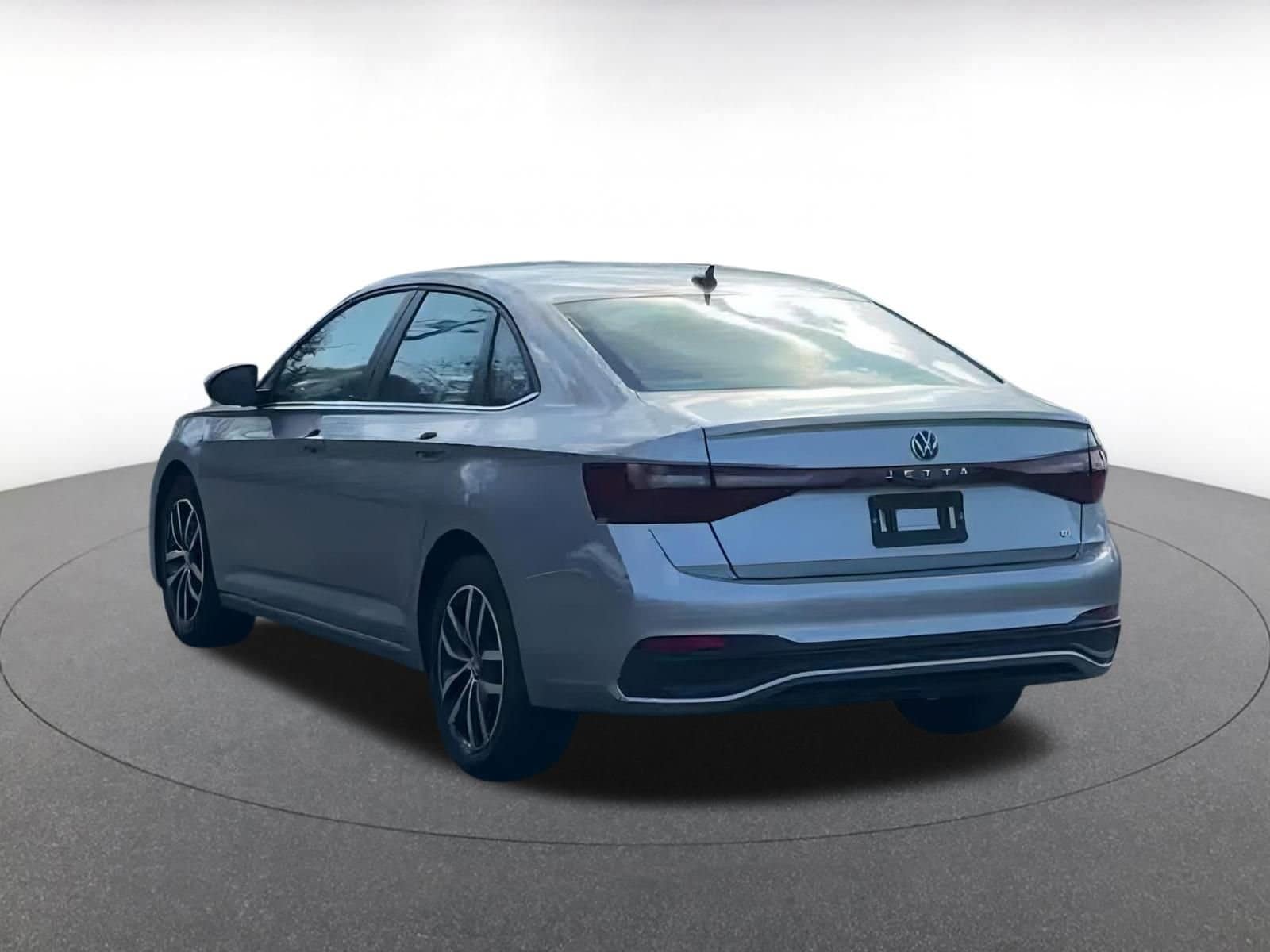 Thumbnail: 2025 Volkswagen Jetta - 11