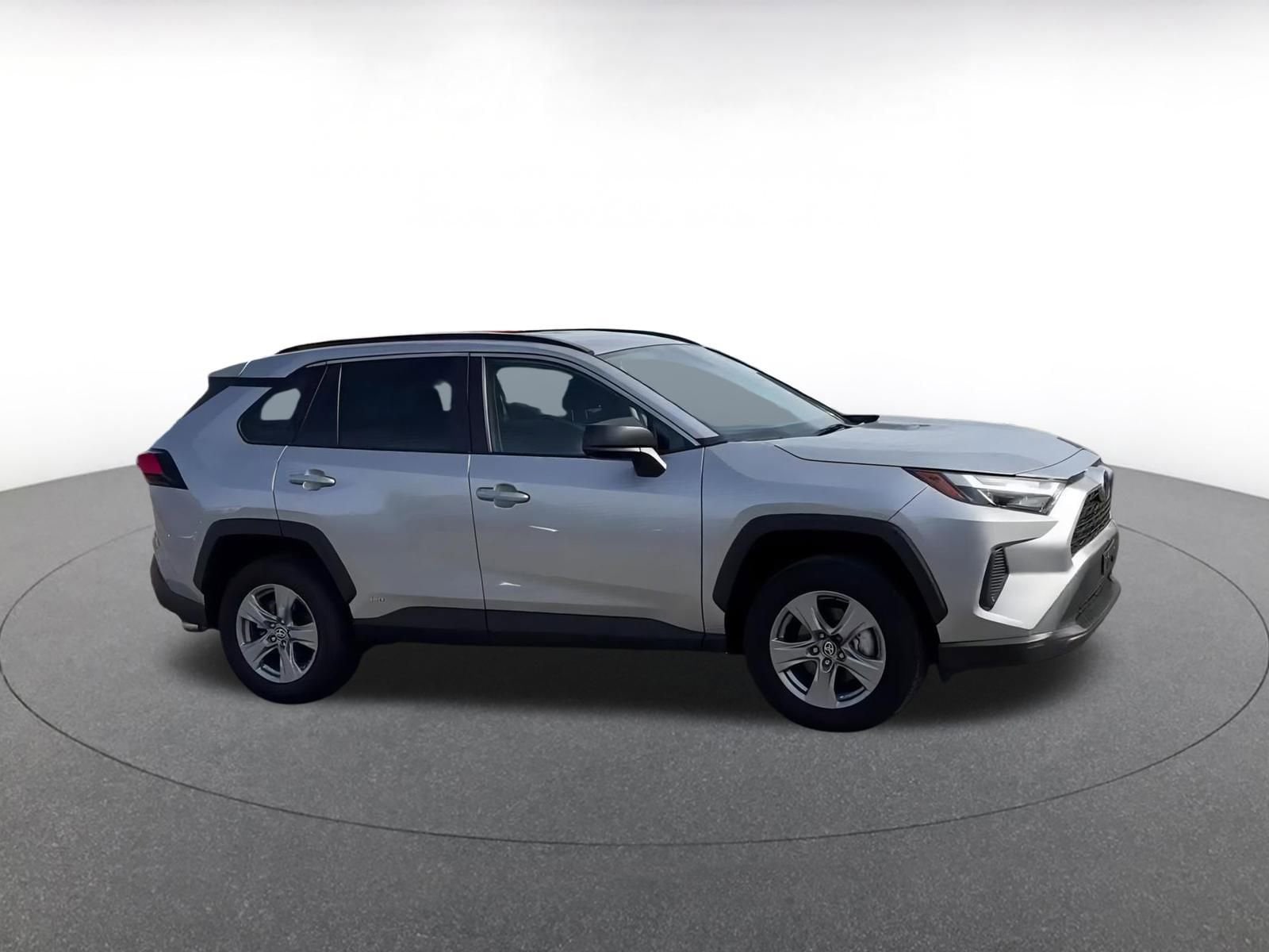 Thumbnail: 2025 Toyota RAV4 - 2