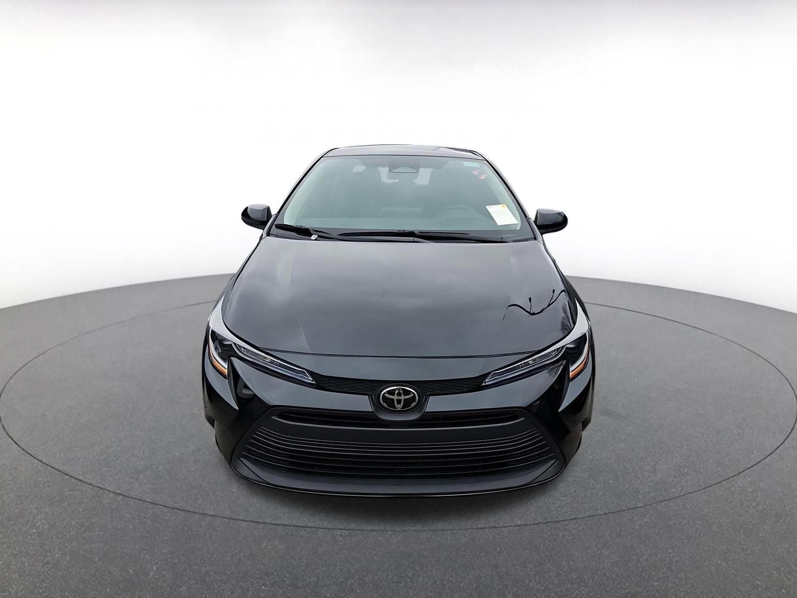 Thumbnail: 2025 Toyota Corolla - 2