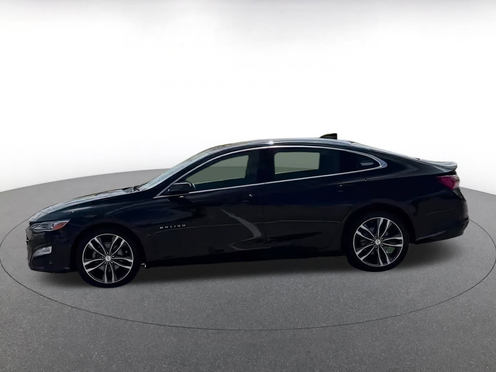 Thumbnail: 2024 Chevrolet Malibu - 4