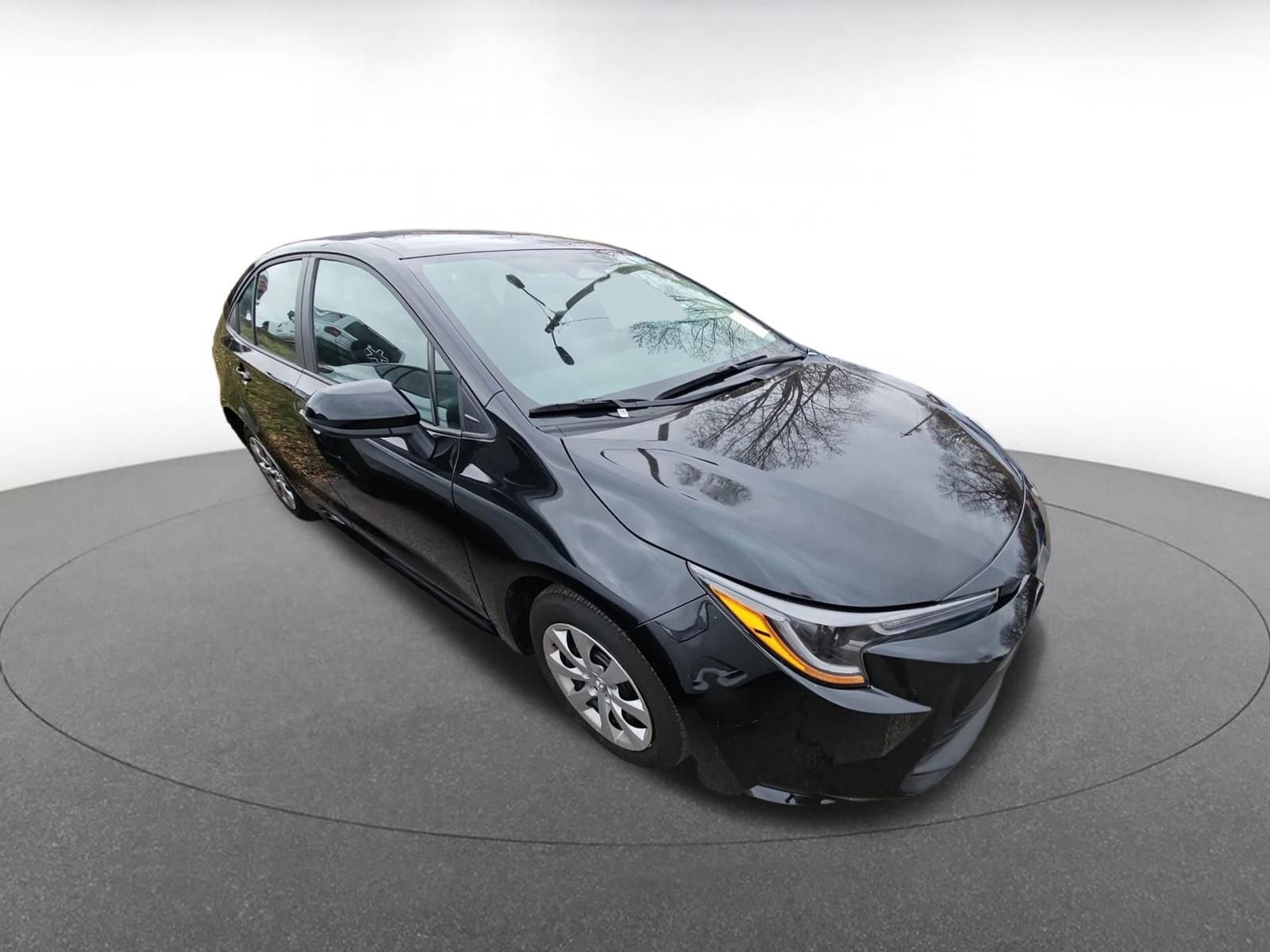 Thumbnail: 2025 Toyota Corolla - 1