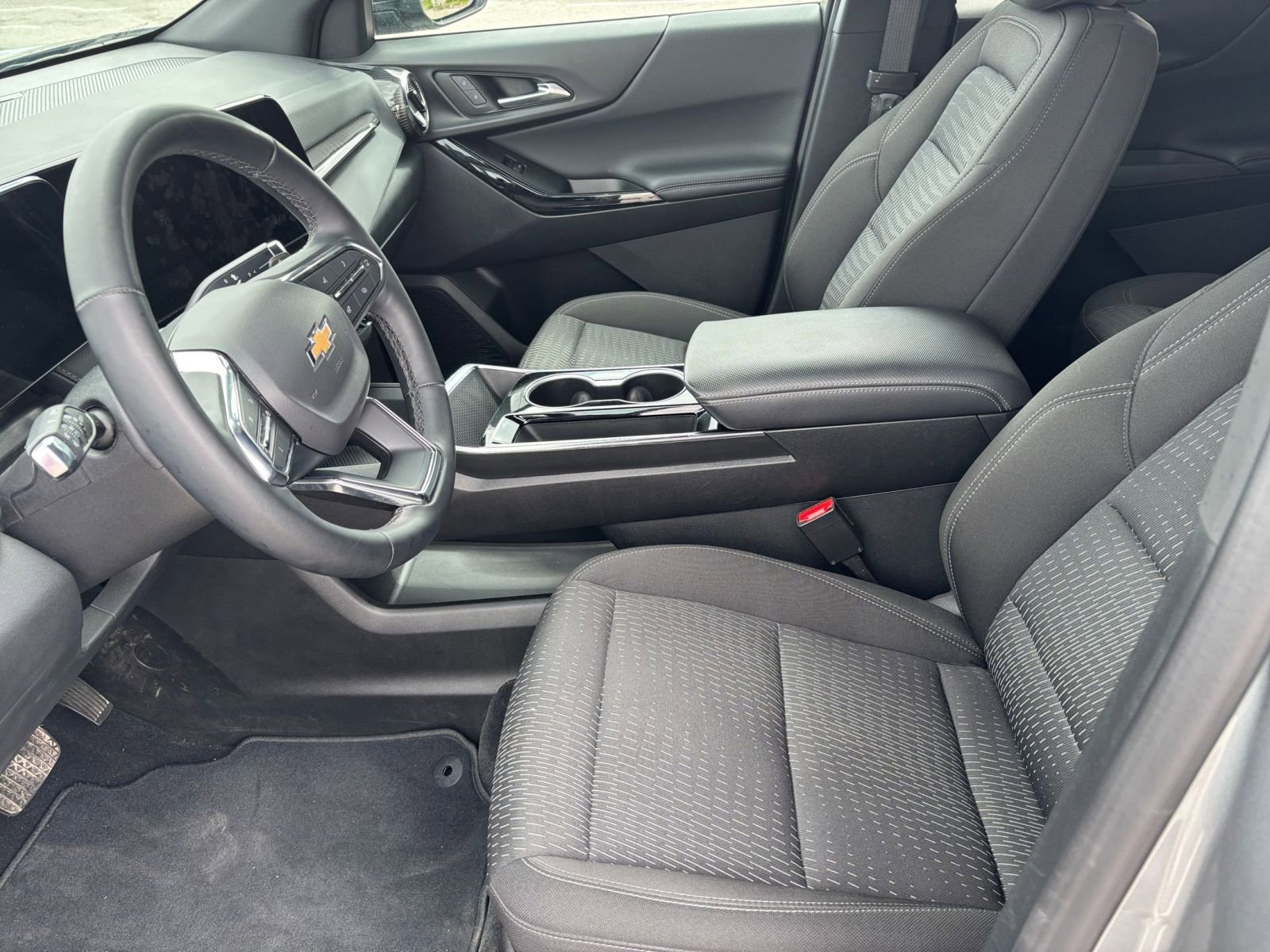 Thumbnail: 2025 Chevrolet Equinox - 28