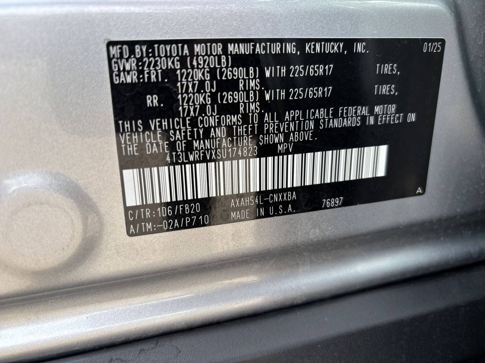 Thumbnail: 2025 Toyota RAV4 - 28