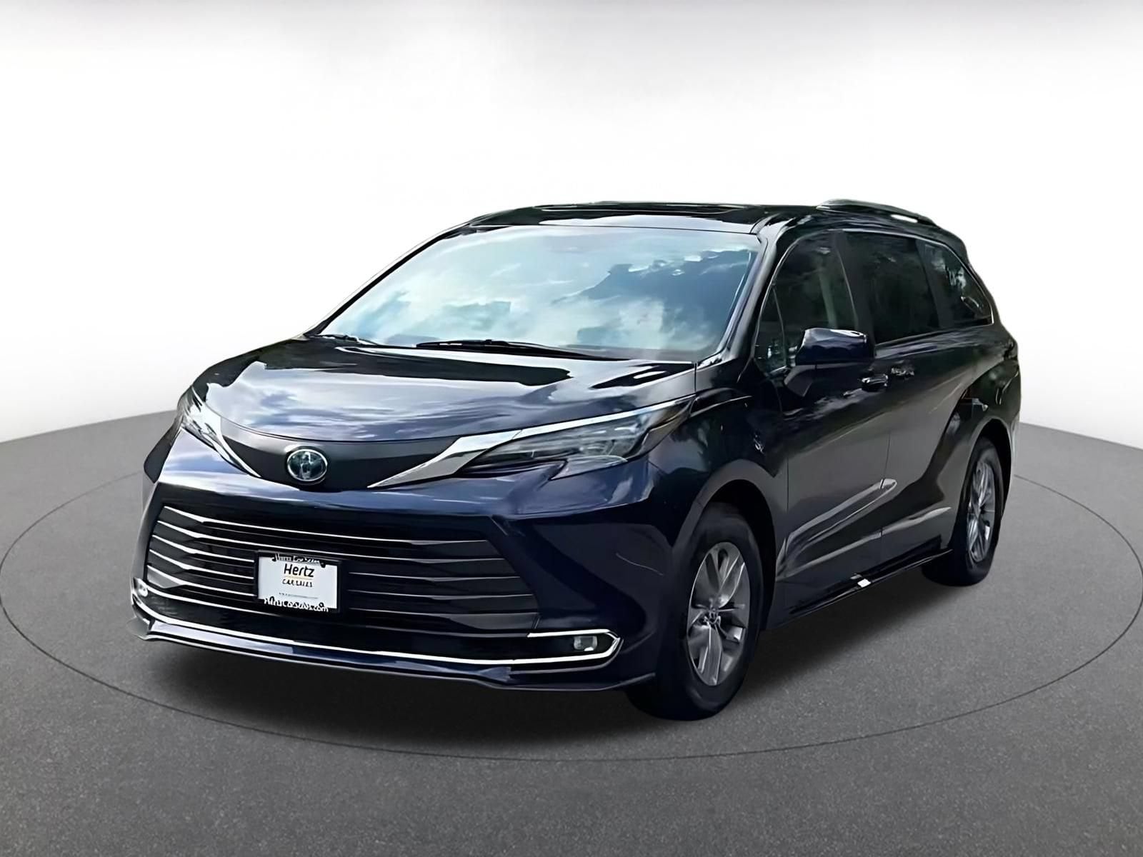 Thumbnail: 2024 Toyota Sienna - 5