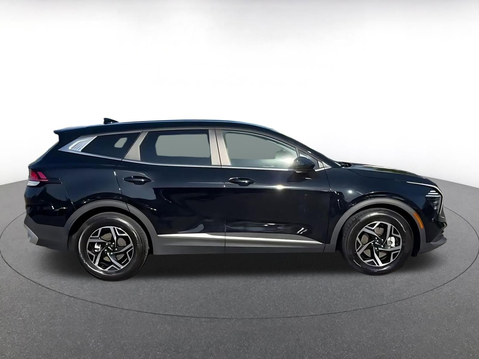 Thumbnail: 2025 Kia Sportage - 16