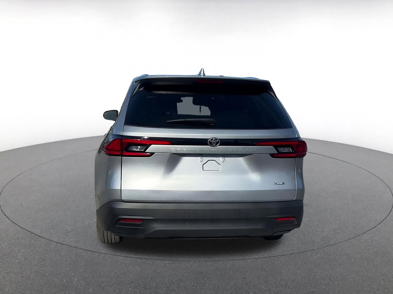 Thumbnail: 2025 Toyota Grand Highlander - 14