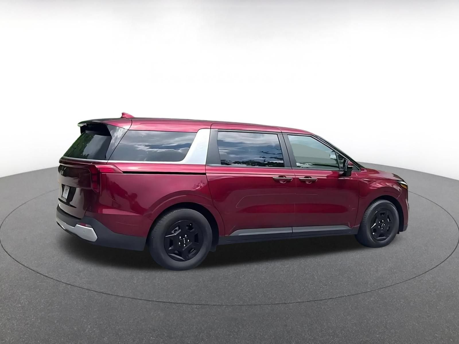 Thumbnail: 2026 Kia Carnival - 11