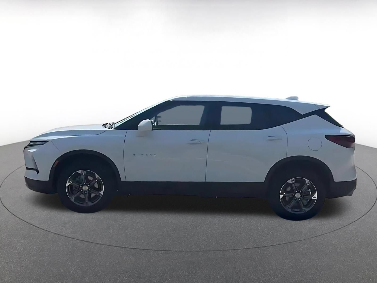 Thumbnail: 2026 Chevrolet Blazer - 9