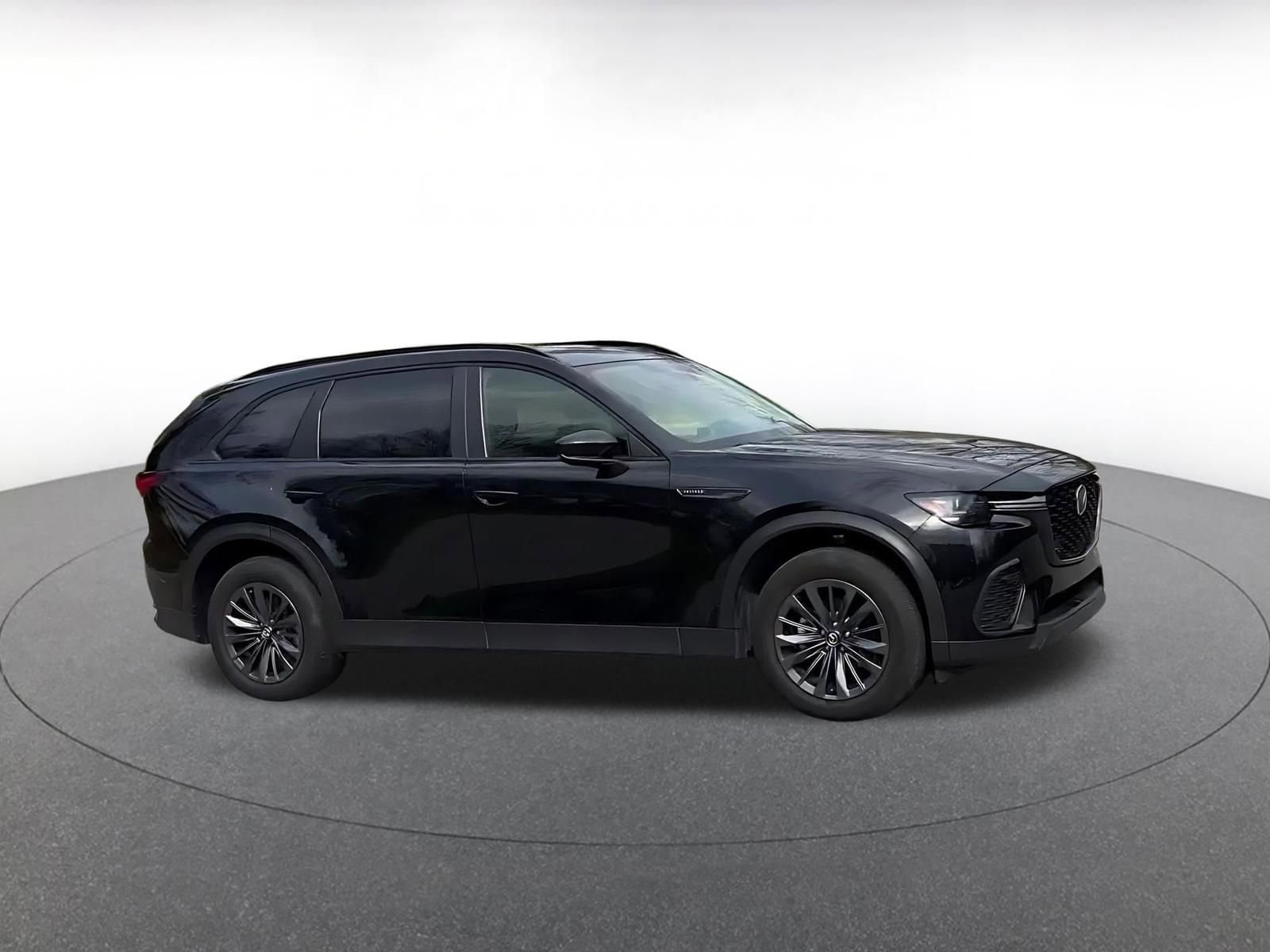 Thumbnail: 2025 Mazda CX-70 - 2