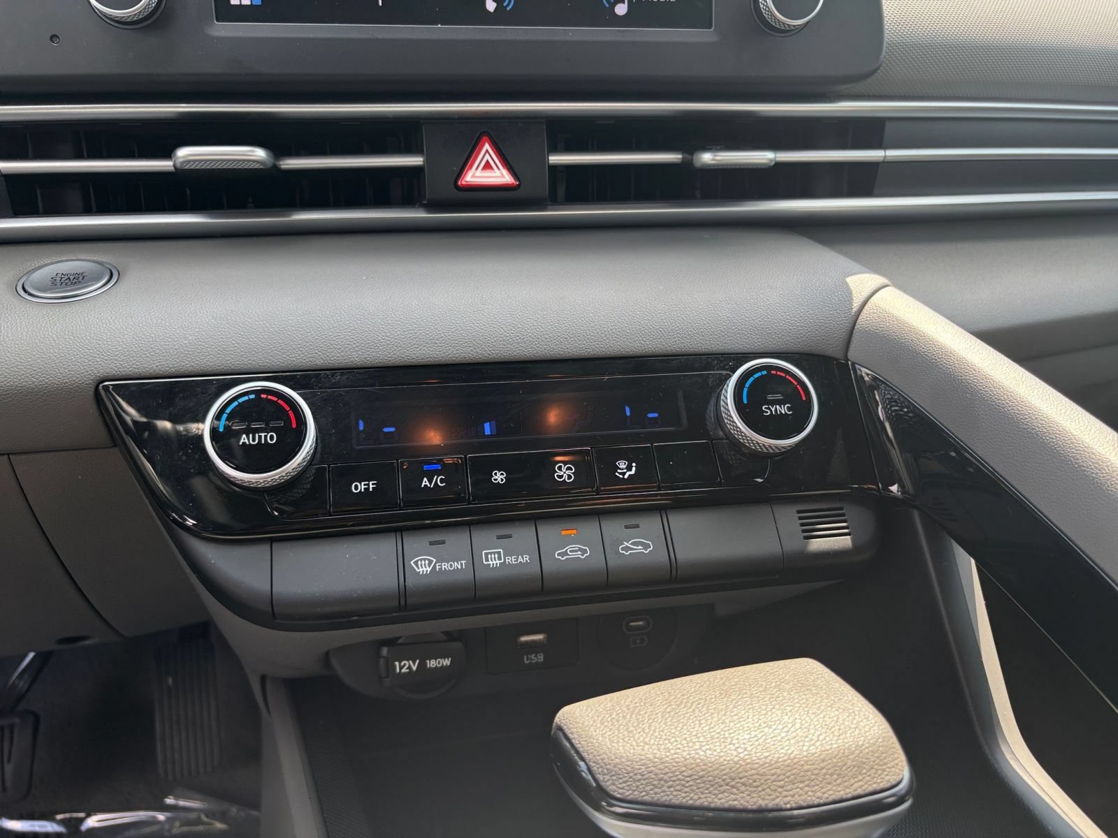 Thumbnail: 2026 Hyundai Elantra - 16