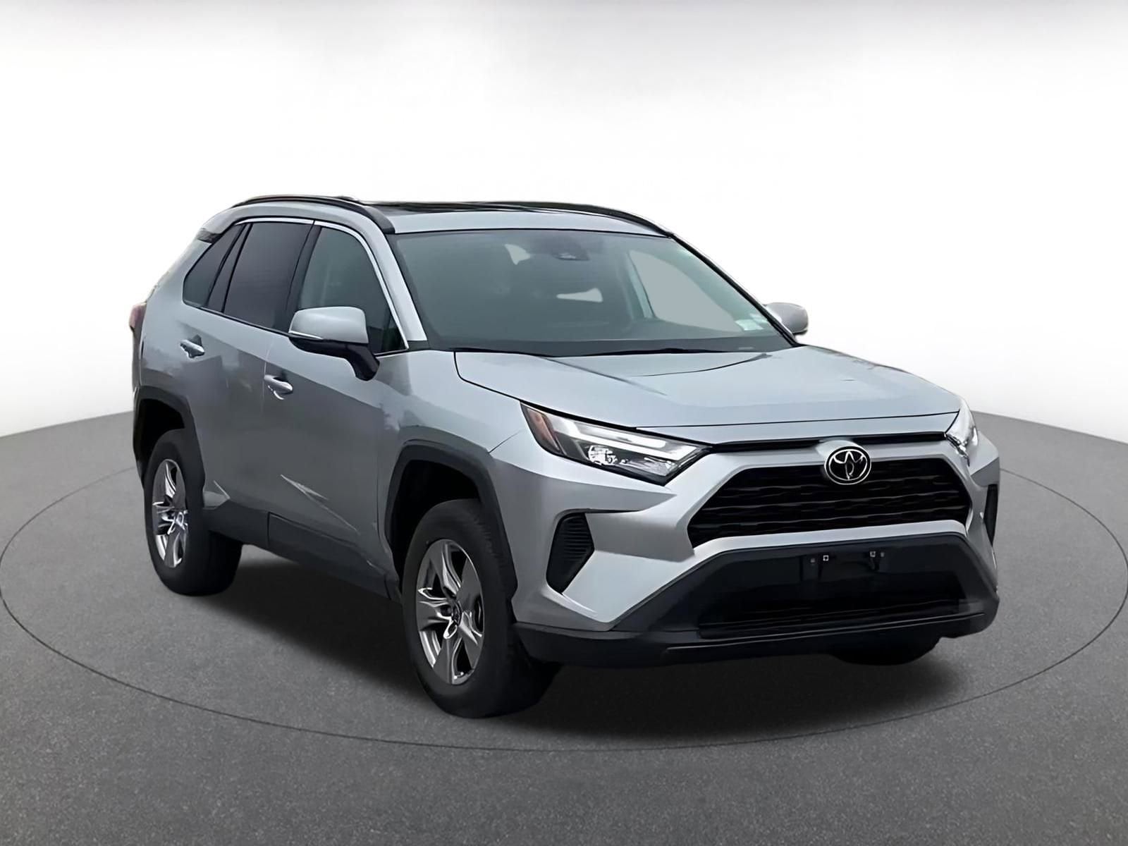 Thumbnail: 2025 Toyota RAV4 - 3