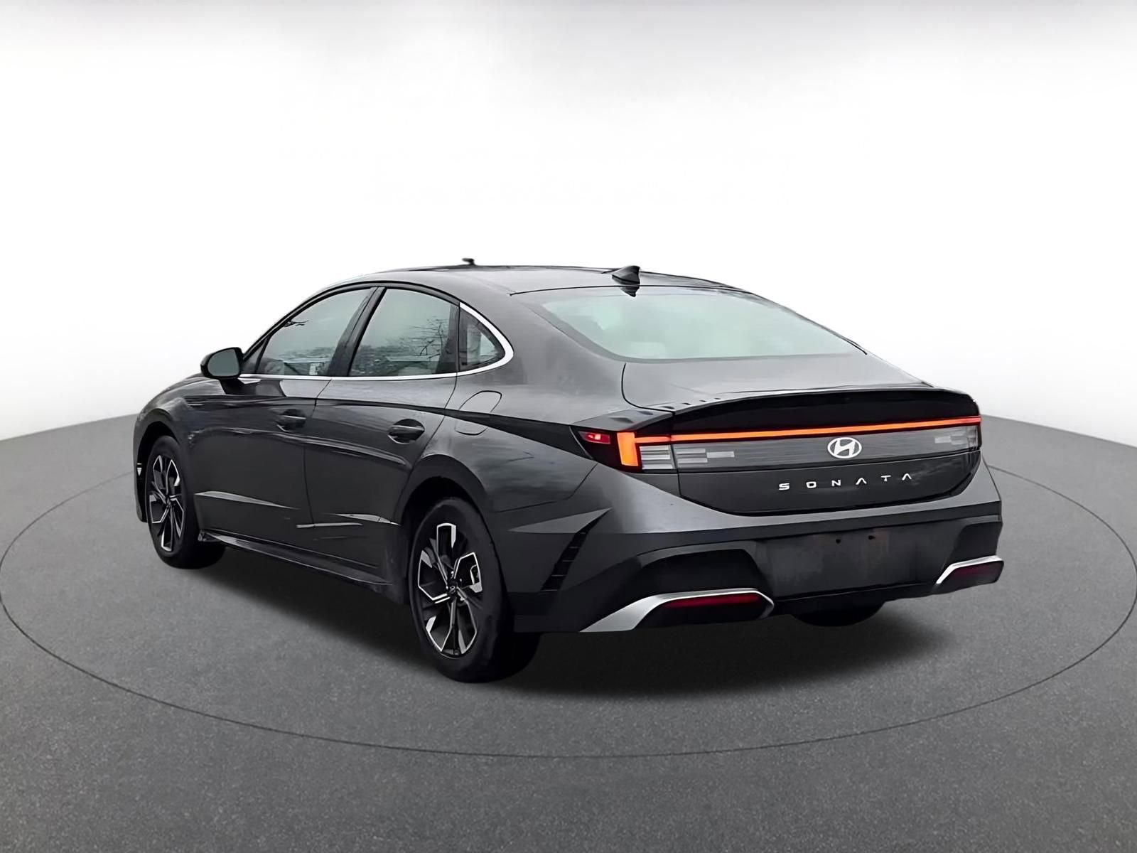 Thumbnail: 2025 Hyundai Sonata - 11